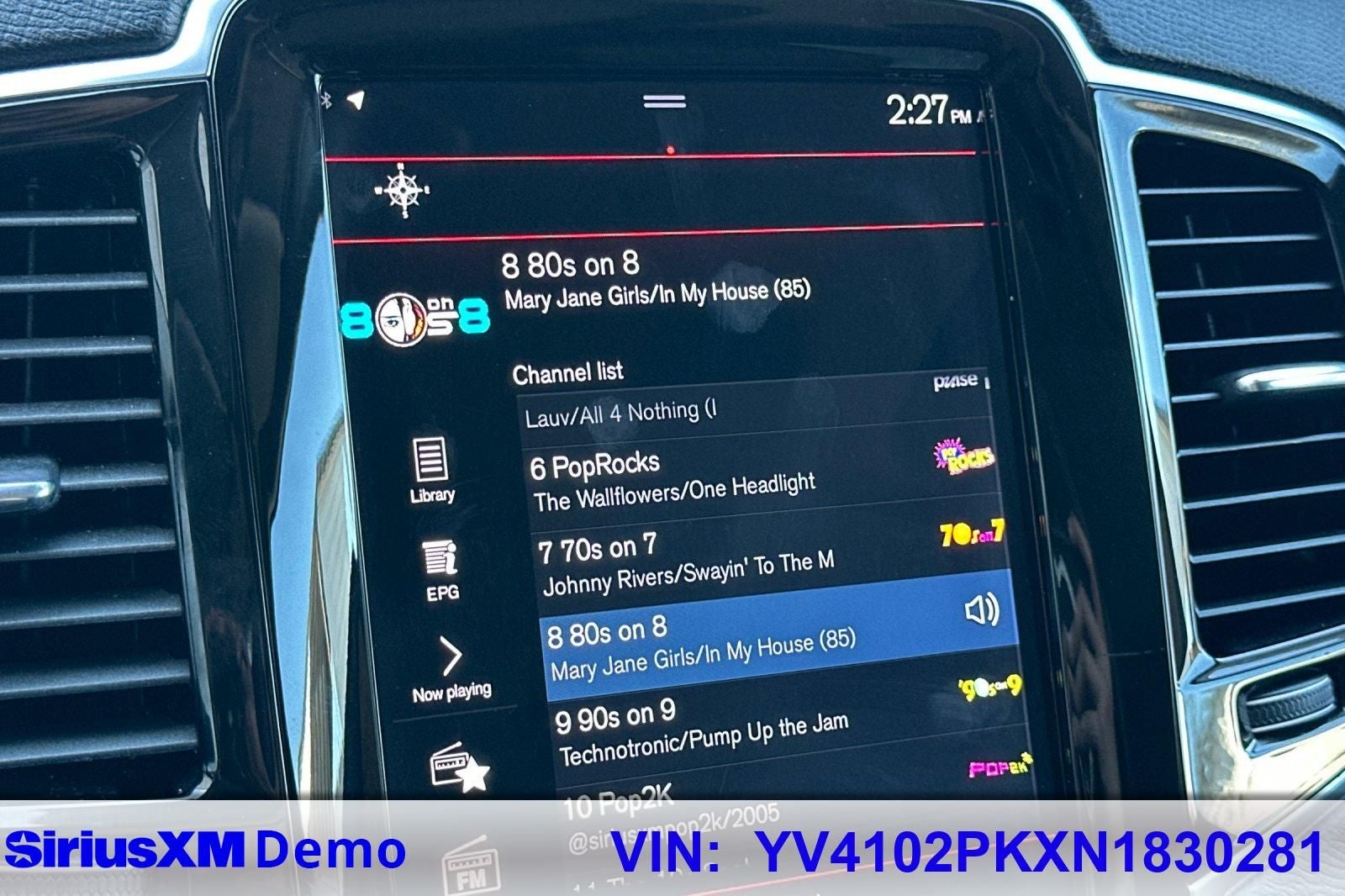 2022 Volvo XC90 T5 Momentum