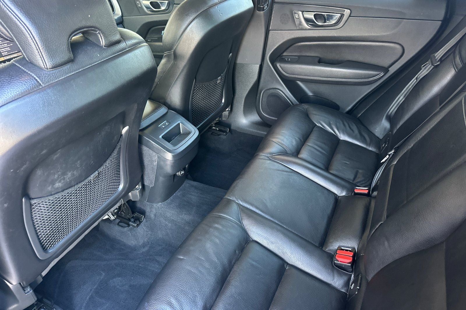 2020 Volvo XC60 T5 Momentum